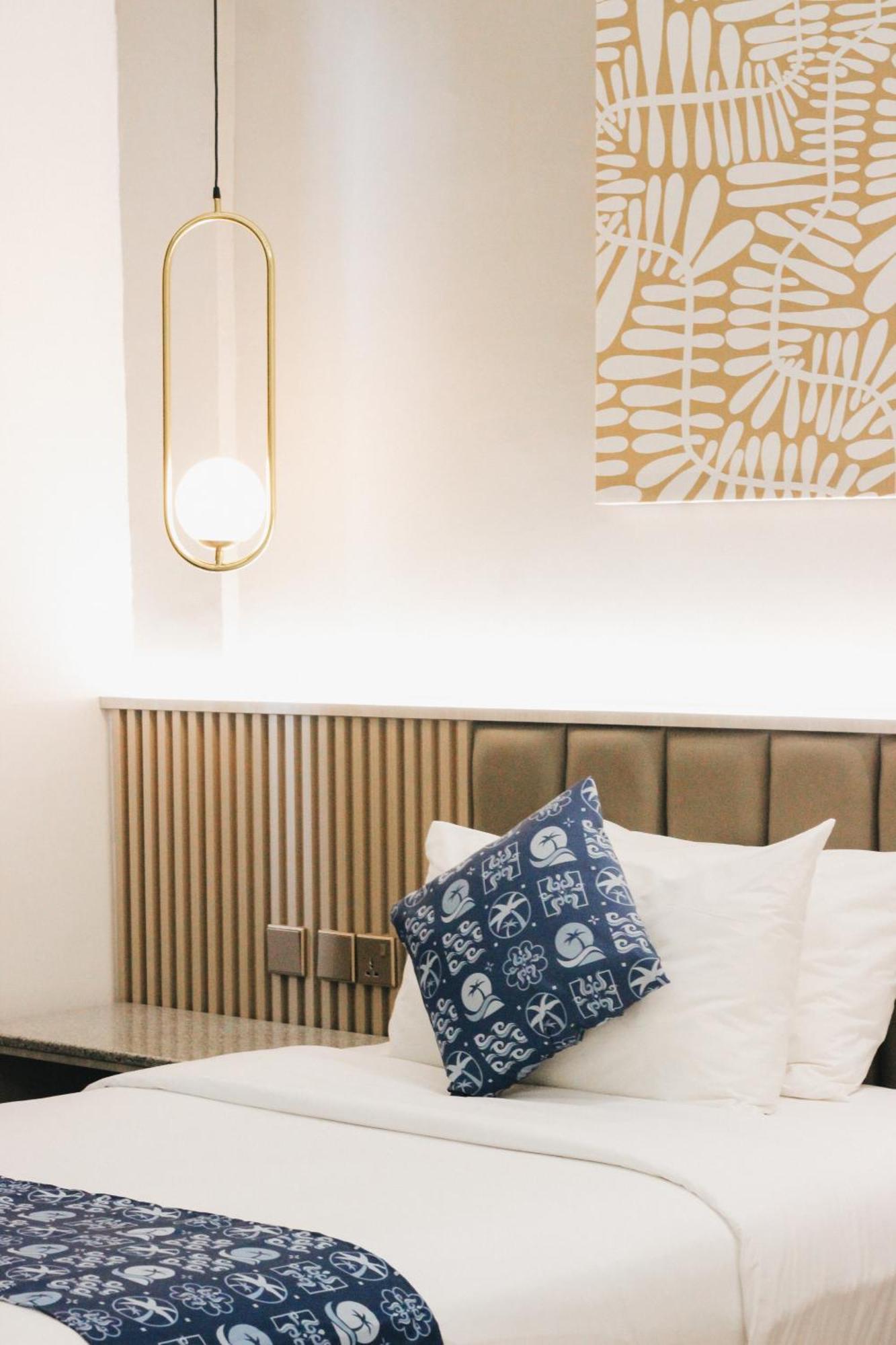 Batam Harbour Boutique Hotel & Spa Наґойя Номер фото