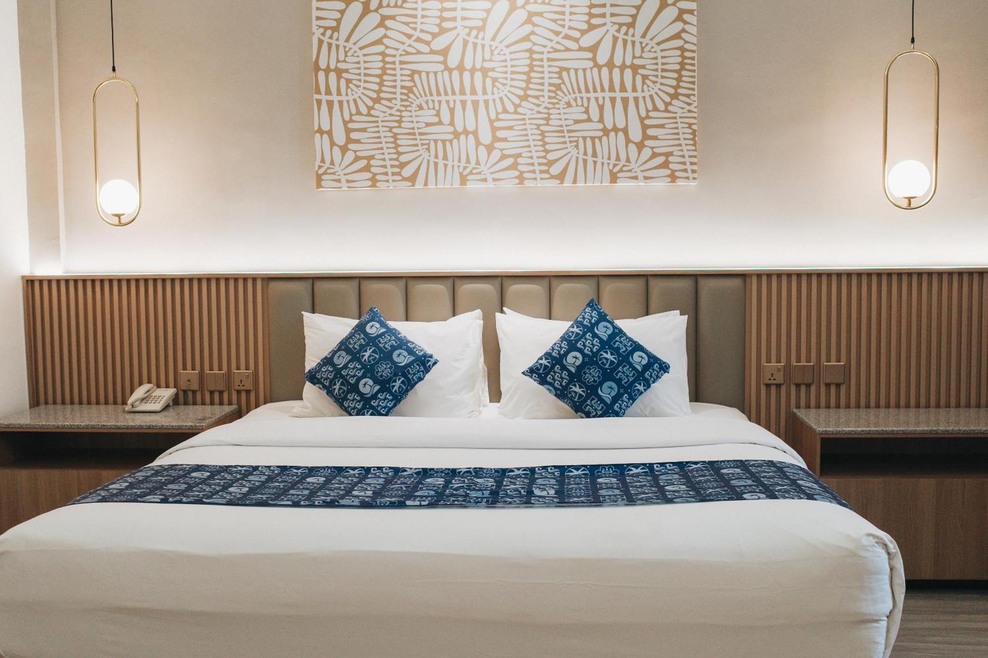 Batam Harbour Boutique Hotel & Spa Наґойя Номер фото