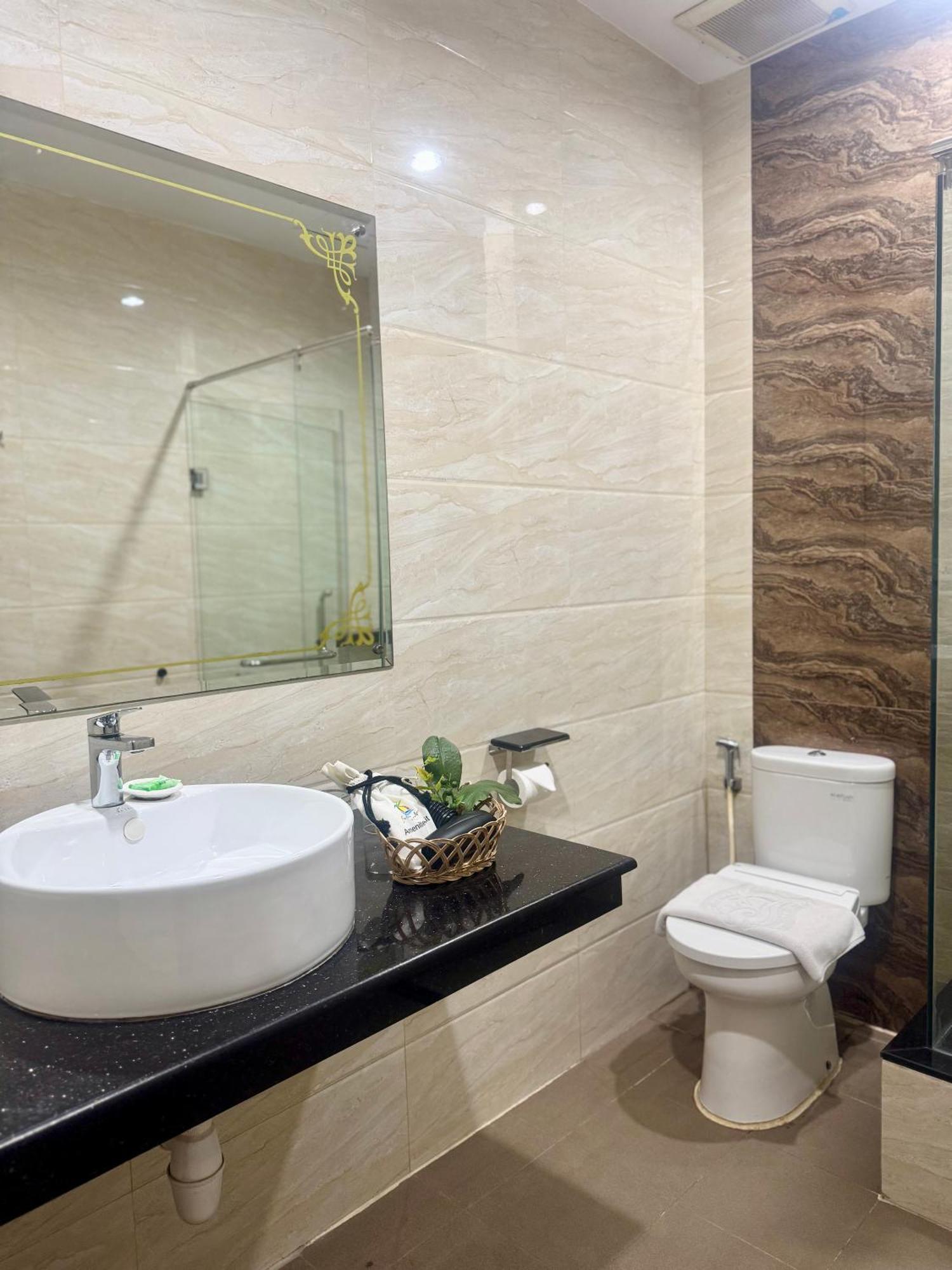 Batam Harbour Boutique Hotel & Spa Наґойя Номер фото